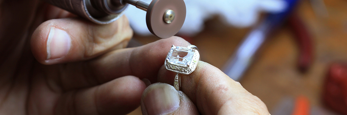 EXPERTS IN JEWELRY REPAIR AND CUSTOM DESIGN  Diamond Shop Ada, OK